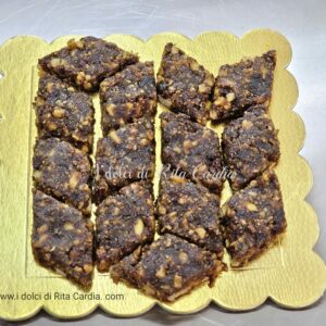 DOLCI DI MANDORLE E O SAPA